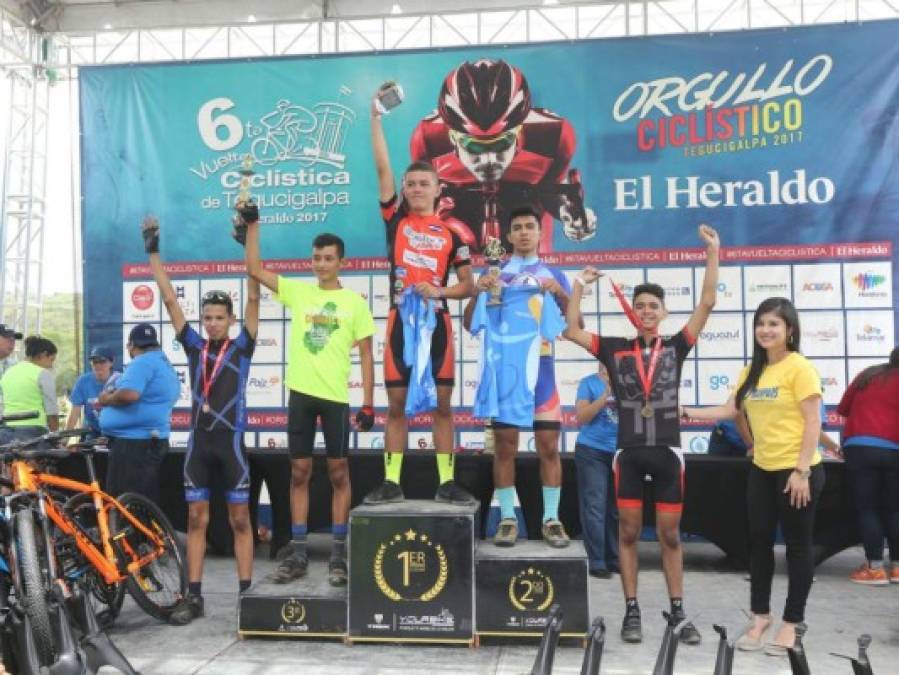 El color, ganadores, fuerzas vivas y curiosidades de la Sexta Vuelta Ciclística