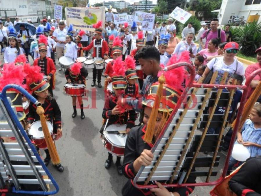 Fotos: Así fue el ambiente que grandes y pequeños vivieron en la marcha por la paz