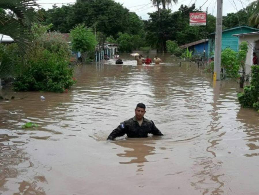 Honduras con el agua hasta el cuello por fuertes lluvias