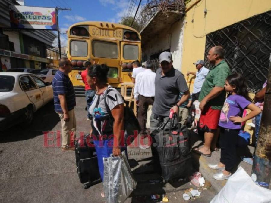 Viajeros comienzan a abandonar la capital para celebrar fiestas navideñas