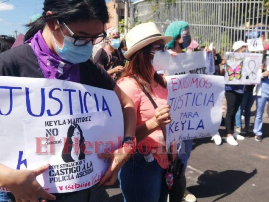 Justicia para Keyla: Consignas, gas lacrimógeno y desalojos en protestas (FOTOS)