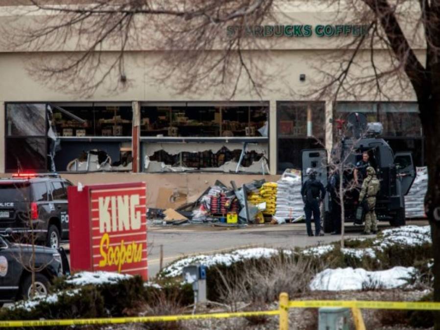 Dramático: Tiroteo deja varios muertos en supermercado de Colorado (Fotos)