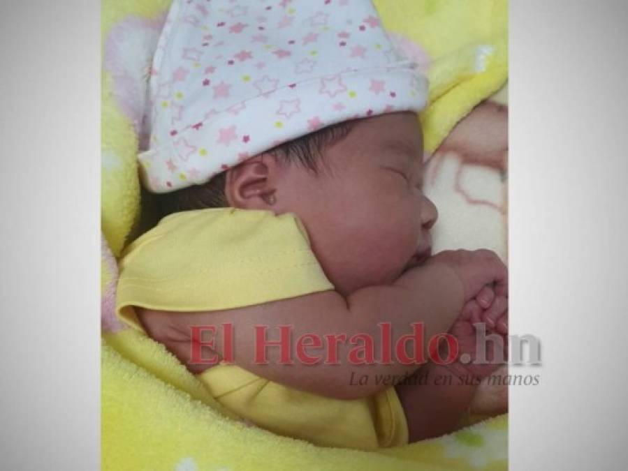 Las tiernas fotos de Helena, la bebé de Brenda Moncada y Fernando Maldonado