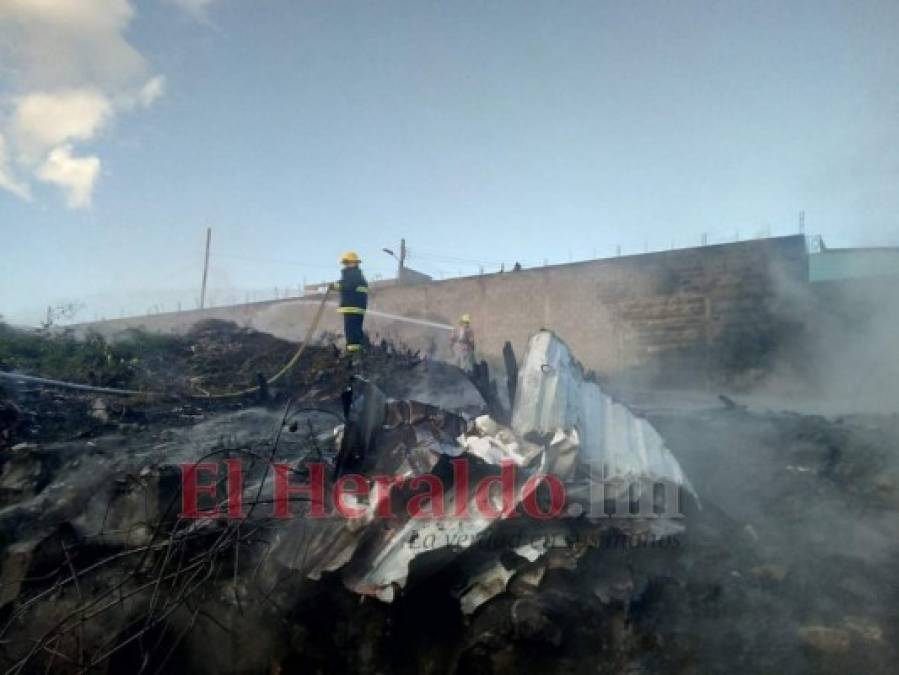 FOTOS: Ruinas, tristeza y pérdidas deja incendio en la Arturo Quezada
