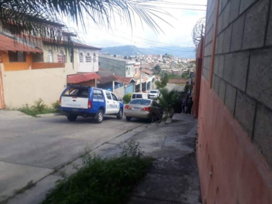 FOTOS: La misteriosa muerte de dos presuntos delincuentes dentro de casa en la Centroamérica