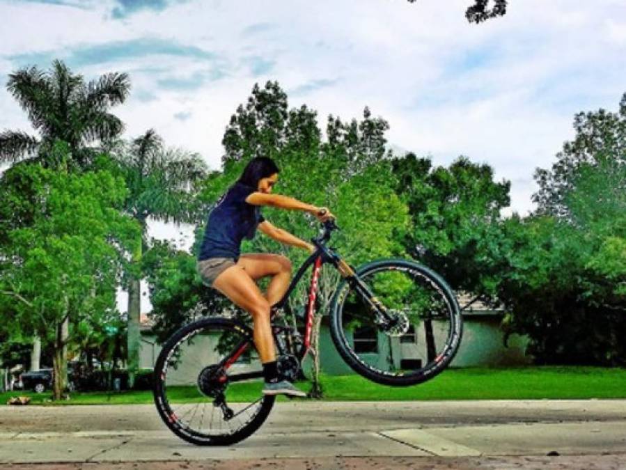Josselyn Gutiérrez, la bella ciclista hondureña que triunfa en Estados Unidos
