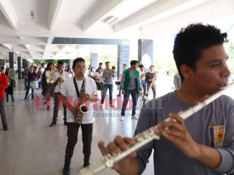 FOTOS: Bandas del Instituto Central, sinónimo de talento y dedicación