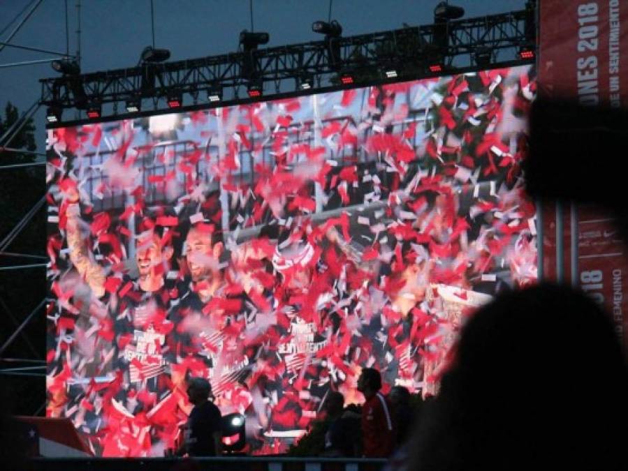 El Heraldo celebró en Neptuno con el Atlético de Madrid su título de la Europa League