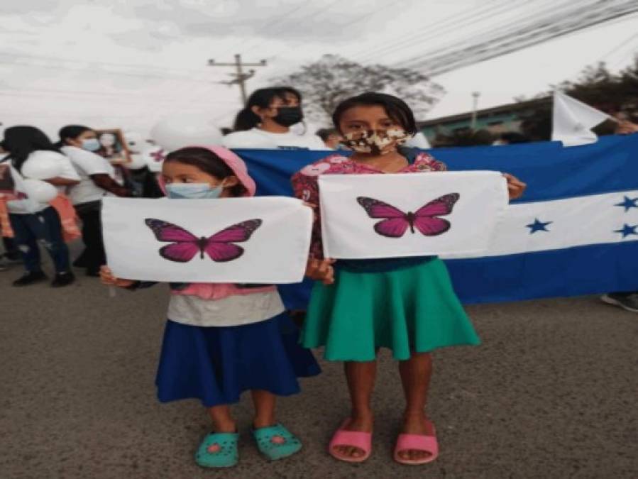 Así fue la marcha de antorchas para exigir justicia por la muerte de Keyla Martínez