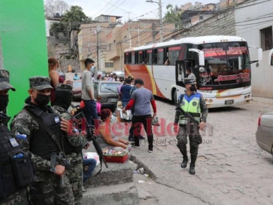 Entre restricciones y operativos, capitalinos viajan durante Semana Santa