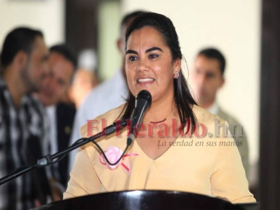 FOTOS: De la política a las rejas, el antes y después de Rosa de Lobo