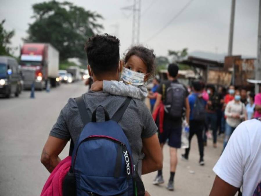 Lo que se sabe de la nueva caravana que partió este viernes de Honduras hacia EE UU (Fotos)