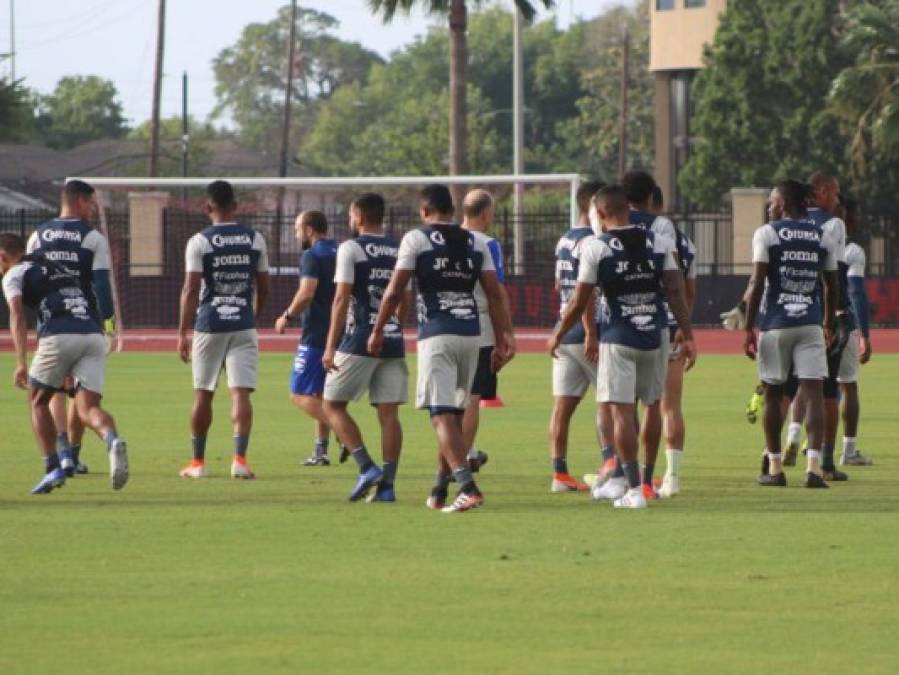 FOTOS: Así fue el duro entreno de la Selección de Honduras previo al duelo contra Curacao