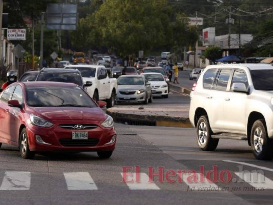 FOTOS: Rotonda en Loarque agudiza caos vial en la salida al sur de la capital