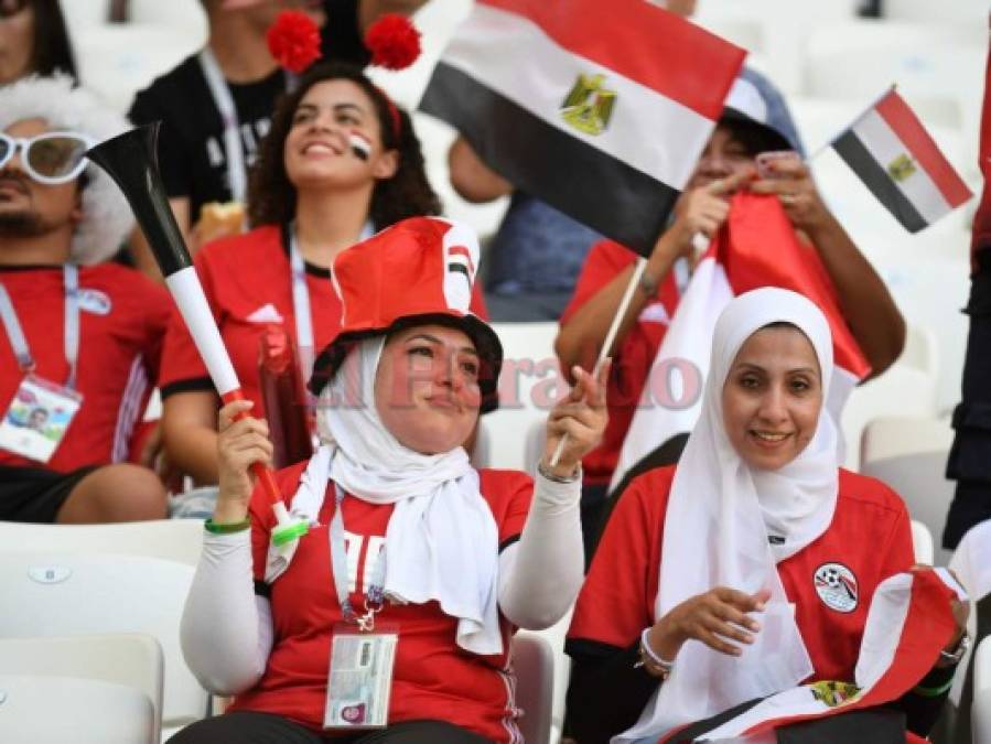 Bellezas engalanan el duelo de Arabia Saudita vs Egipto