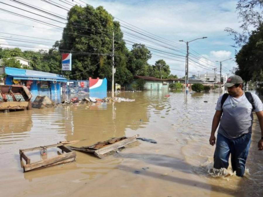 Fotos: Valle de Sula se mantiene bajo el agua tras el devastador Iota