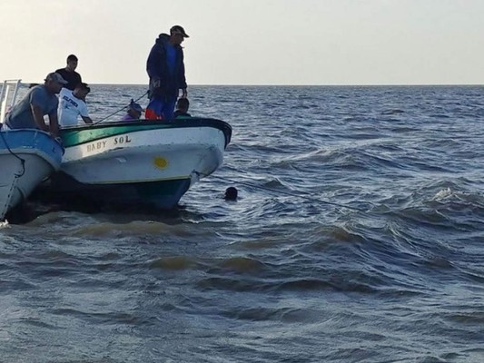 FOTOS: Así son las turbulentas aguas de La Mosquitia, donde naufragó el barco con varios pescadores hondureños