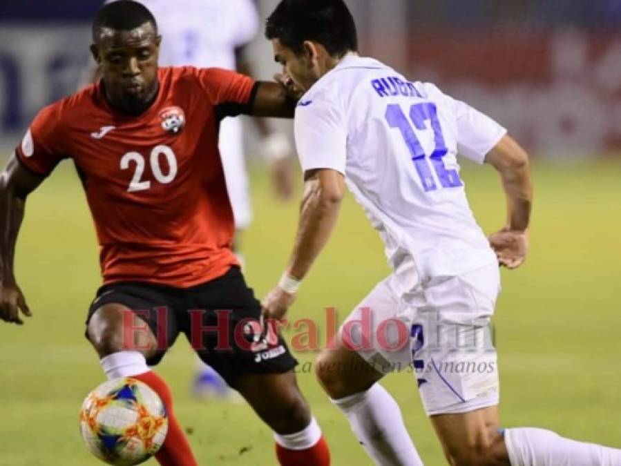 FOTOS: Así celebró Jonathan Rubio el primer gol ante Trinidad y Tobago