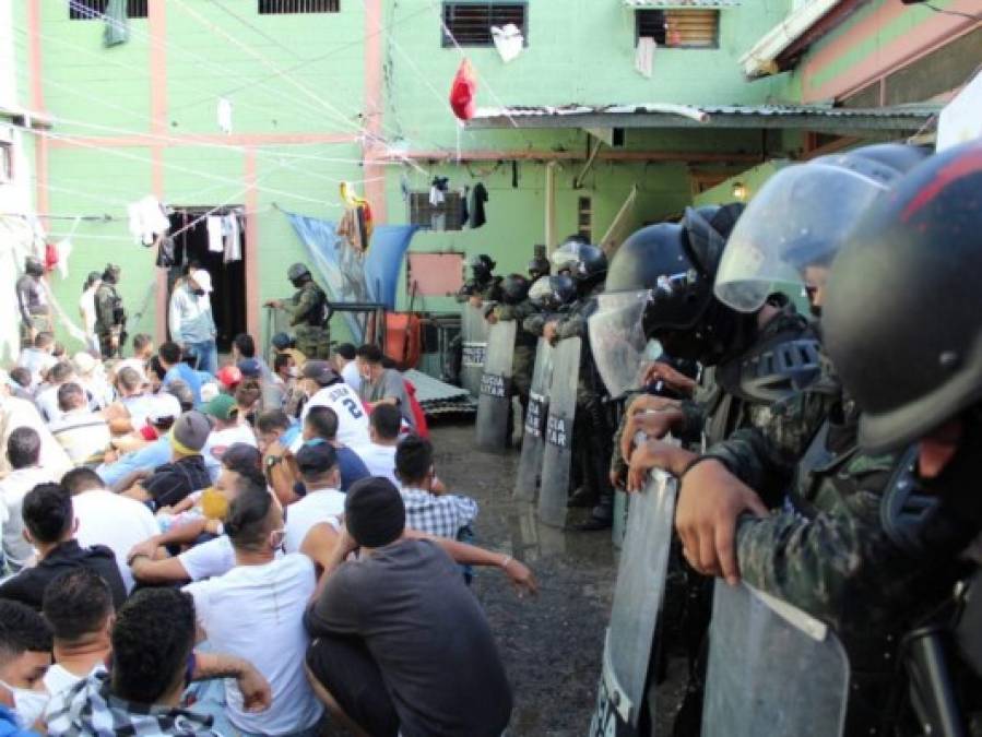 FOTOS: Routers, celulares y armas les hallaron a reos en Támara