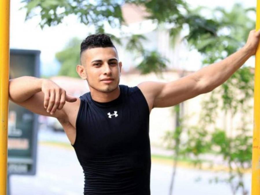 Mario Juárez, uno de los jóvenes que murió en una discoteca sampedrana, era modelo