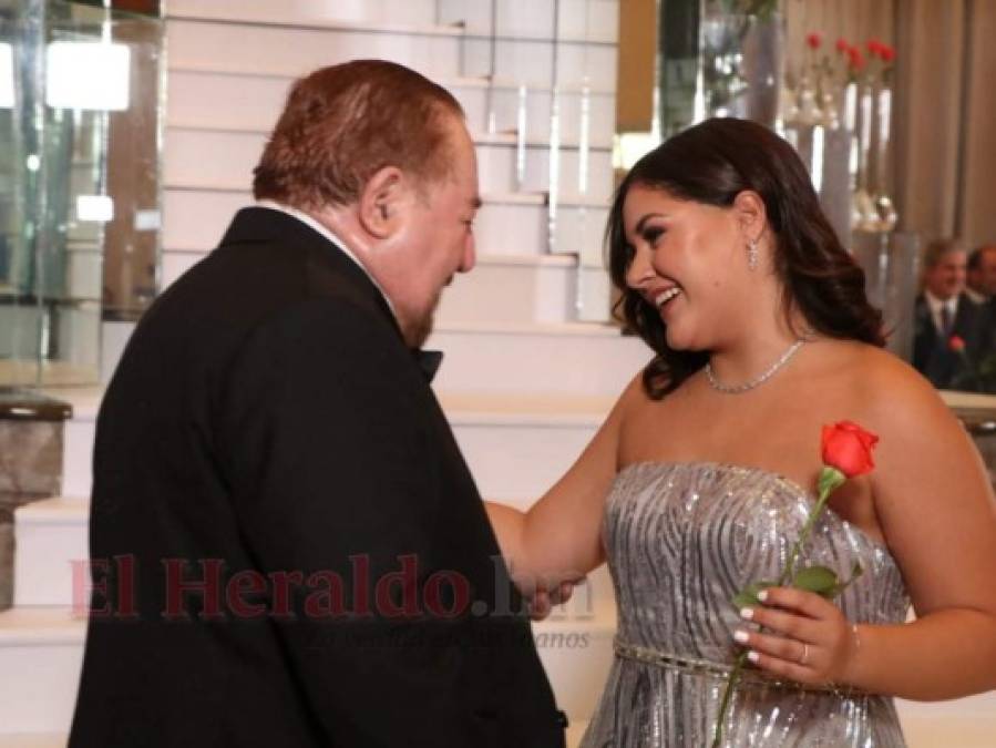 FOTOS: Elegancia y estilo en la Prom 2019 de la Americana