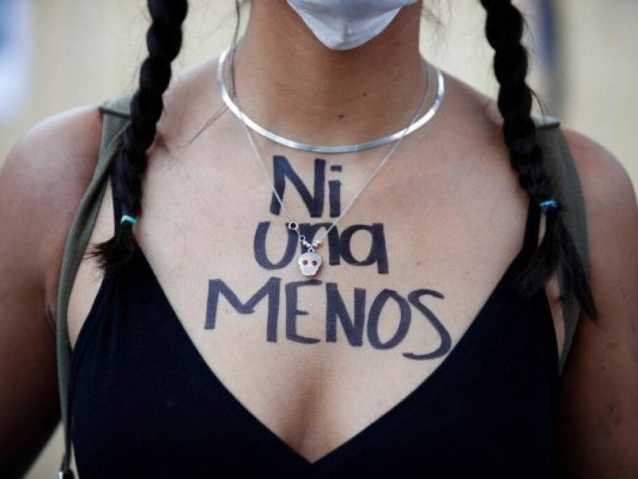FOTOS: Protestas y clamor en el Día Internacional de la Mujer