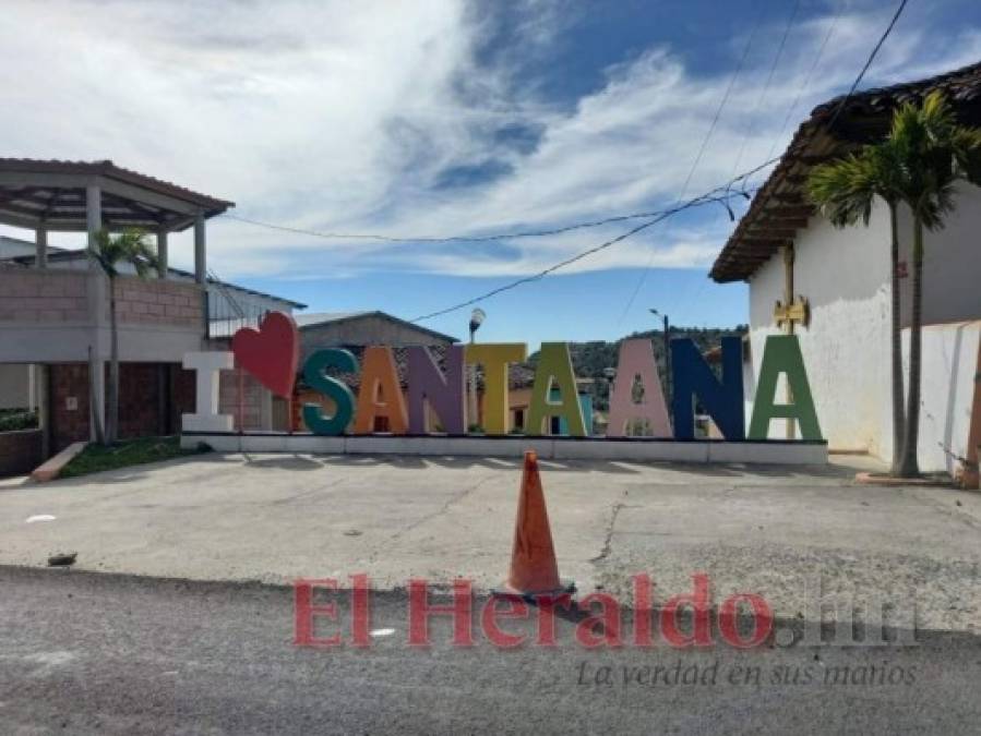 En vehículo, mototaxi o caballo: Así llegó a votar la gente en Santa Ana, Ojojona y Sabanagrande