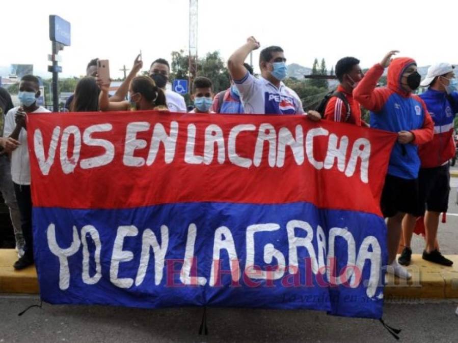 FOTOS: Así fue la llegada de Olimpia a Tegucigalpa tras su eliminación de la Concachampions