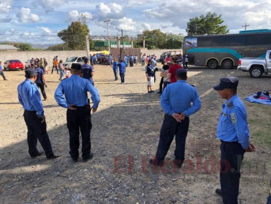 FOTOS: Extremas medidas de seguridad en el Carlos Miranda para Motagua vs Real Sociedad