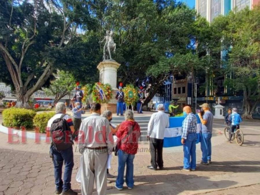 Rinden tributo al general Francisco Morazán en el parque Central de Tegucigalpa (FOTOS)