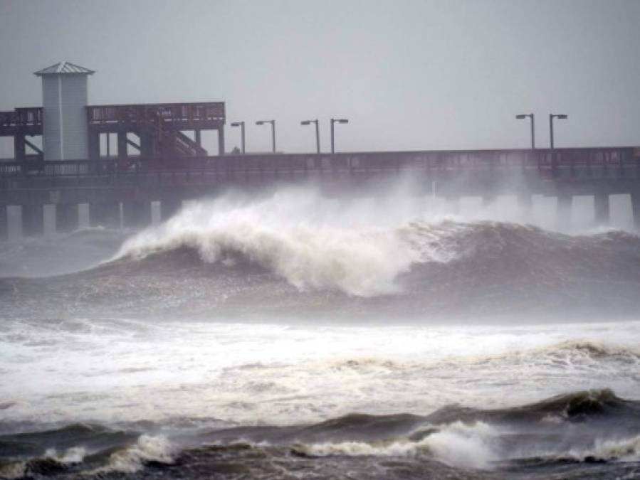 Imágenes impactantes de los destrozos de Sally en Alabama y Florida