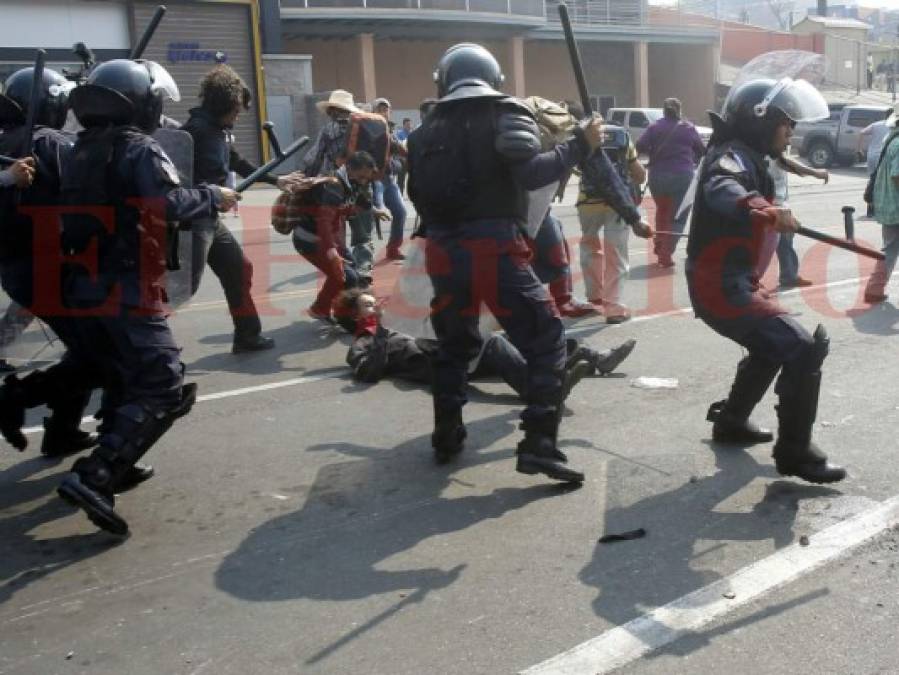 FOTOS: Así fueron los disturbios entre los copines y Policía Militar