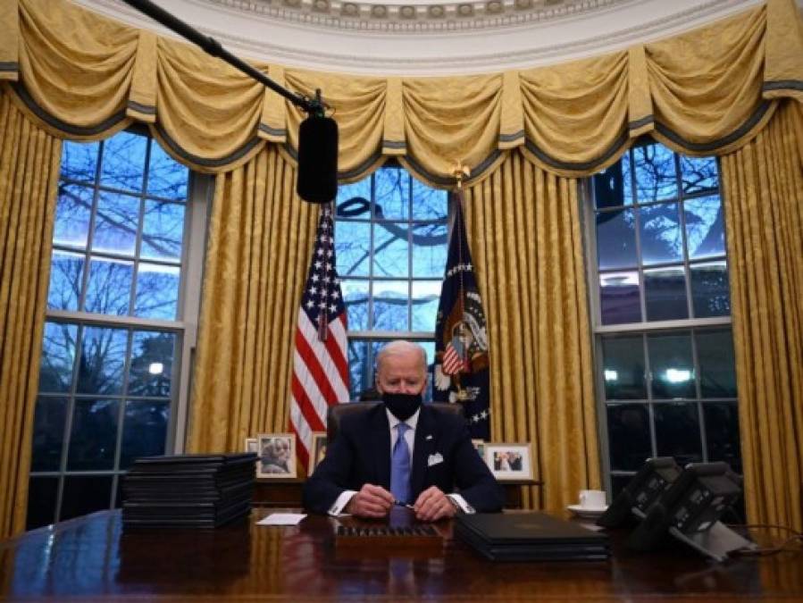 Así fueron las primeras 24 horas de Joe Biden en la Casa Blanca (FOTOS)