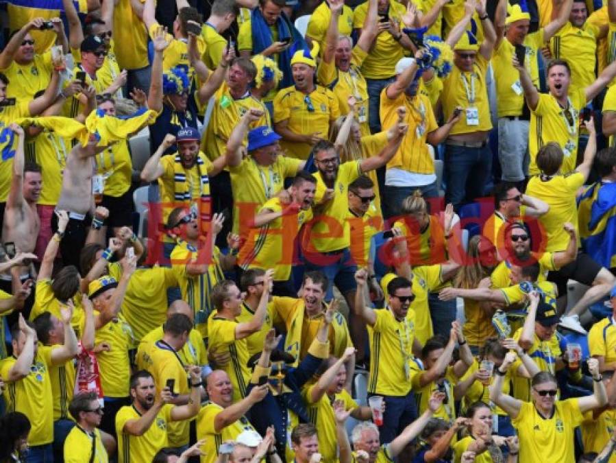 Fotos: Ambiente en el estadio Nizhny Nóvgorod para el Suecia vs Corea del Sur