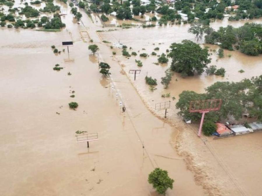 Los 13 datos sobre el caótico paso del huracán Eta en Honduras (En imágenes)