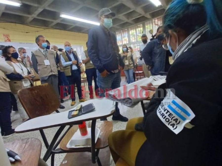Observadores internacionales realizan minuciosa labor en elecciones de Honduras   