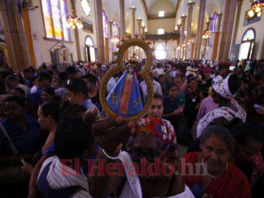 Devoción y entrega en 273 aniversario de hallazgo de la Virgen de Suyapa (FOTOS)