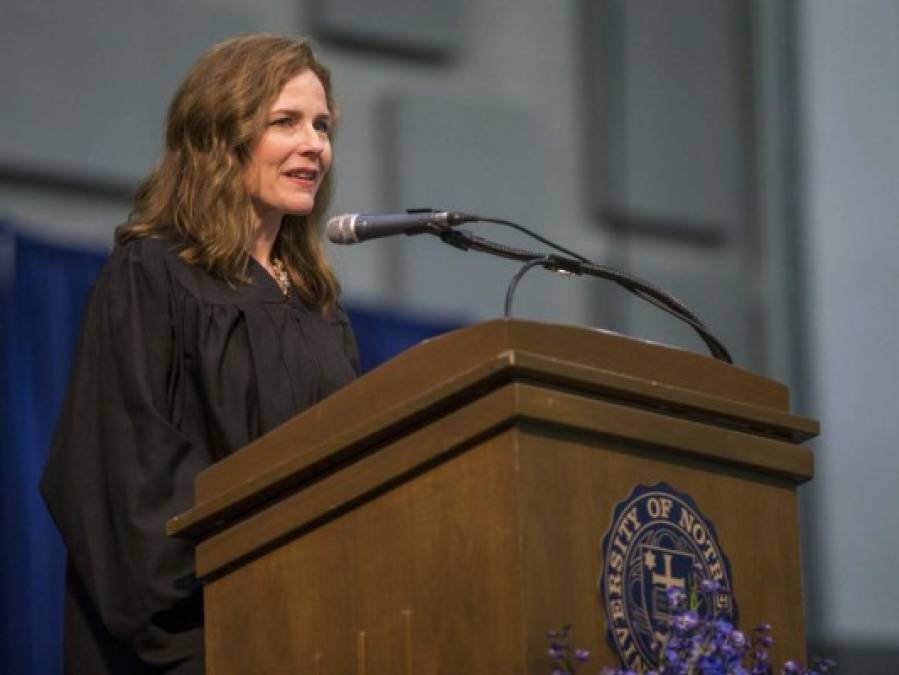 Amy Coney Barrett, la jueza conservadora y católica nominada por Trump