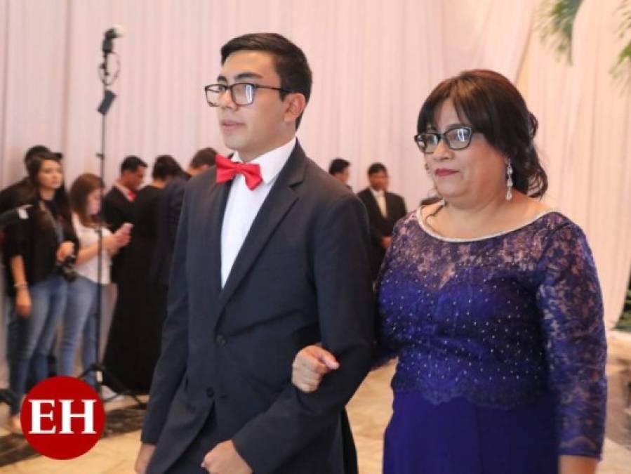 FOTOS: Prom de la Macris School, una radiante gala para festejar el éxito de los seniors