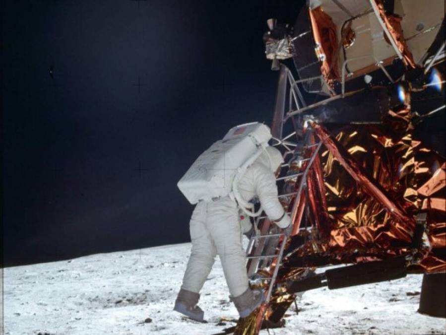 Las históricas imágenes que dejó la llegada del hombre a la Luna en 1965