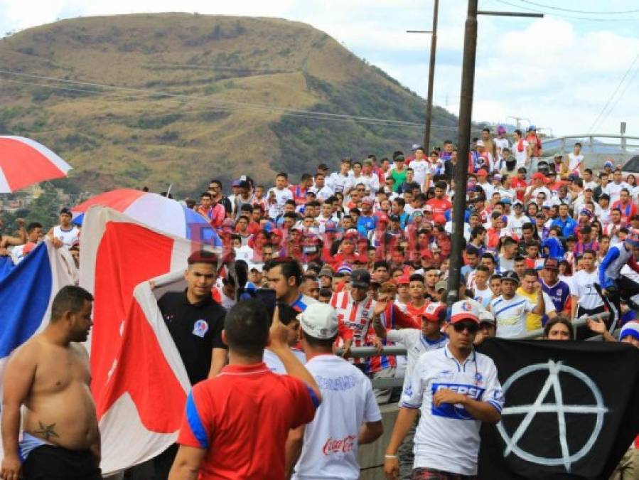 Las mejores fotos del ambiente afuera del estadio Nacional previo al clásico Olimpia vs Motagua