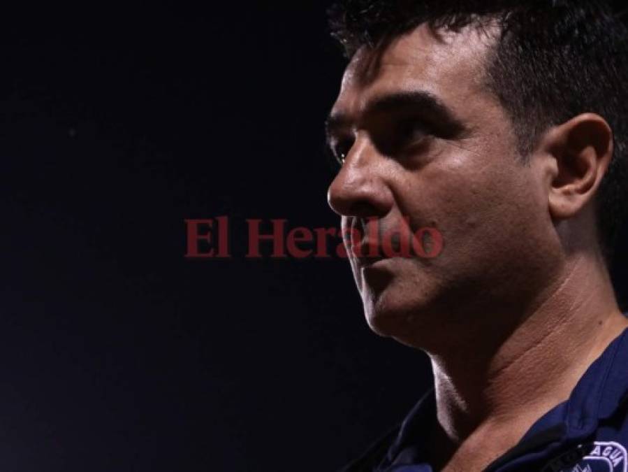 FOTOS: El rostro de frustración de Diego Vázquez ante doblete de Darixon Vuelto que da ventaja al Real España en la final