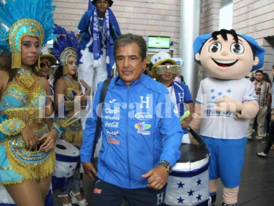 Fotos: Espectacular despedida recibió la Selección Nacional en el aeropuerto Toncontín