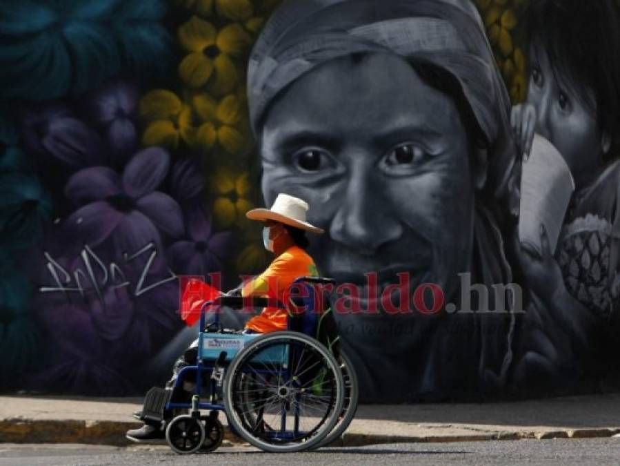 FOTOS: En día no autorizado, capitalinos salen a las calles y desafían al Covid-19