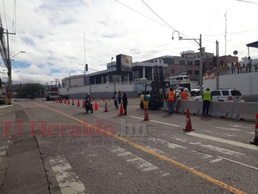 Instalan barreras de concreto a la altura del Aeropuerto Internacional Toncontín