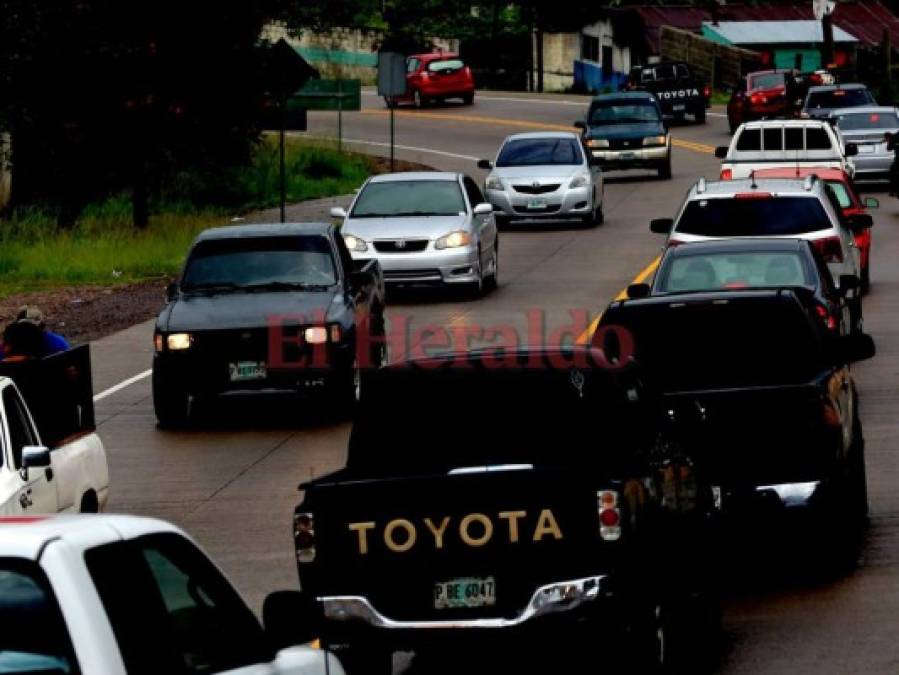 Llegan las caravanas de capitalinos que regresan del feriado morazánico