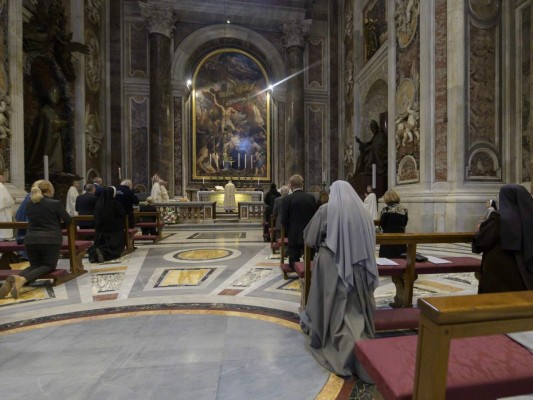 FOTOS: Vuelven las misas en Italia tras concretarse esperada reapertura