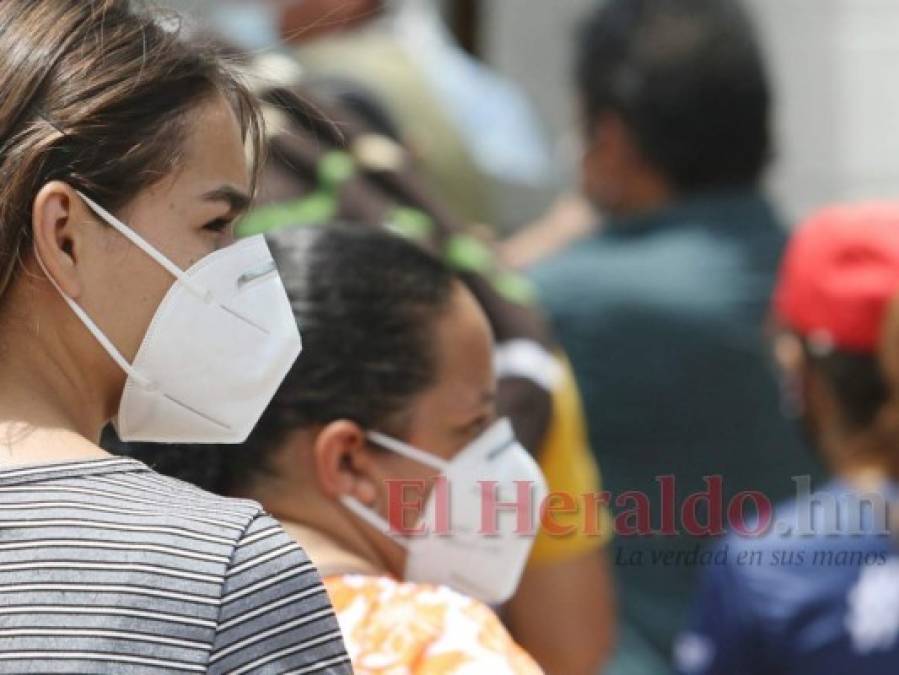 FOTOS: Abarrotado el centro de triaje del Infop a pocas horas de su inauguración