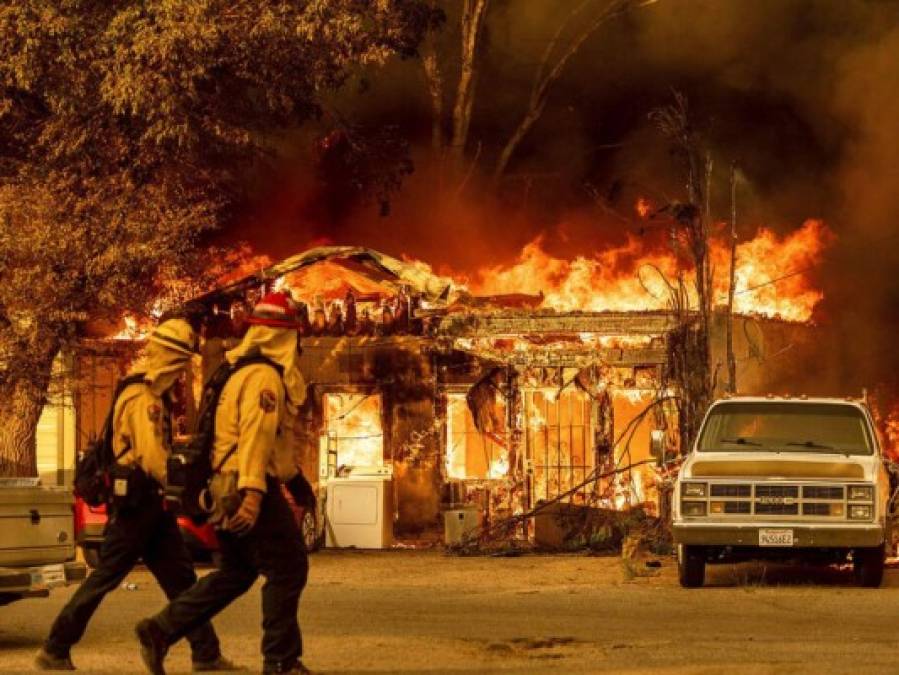 Impactantes imágenes de los incendios que consumen California
