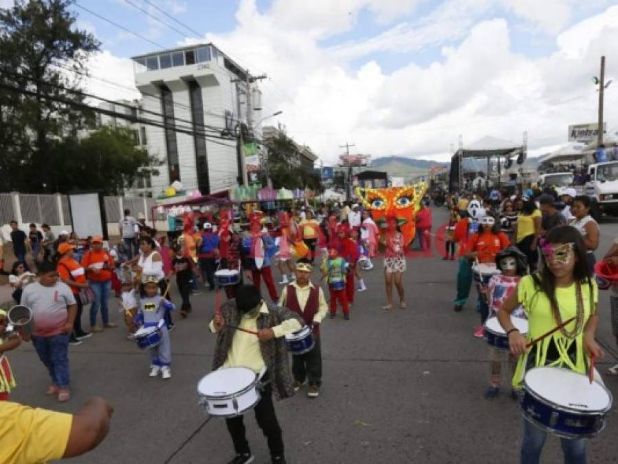 Fiesta, color, ritmo y sabor en el 440 aniversario de la capital de Honduras